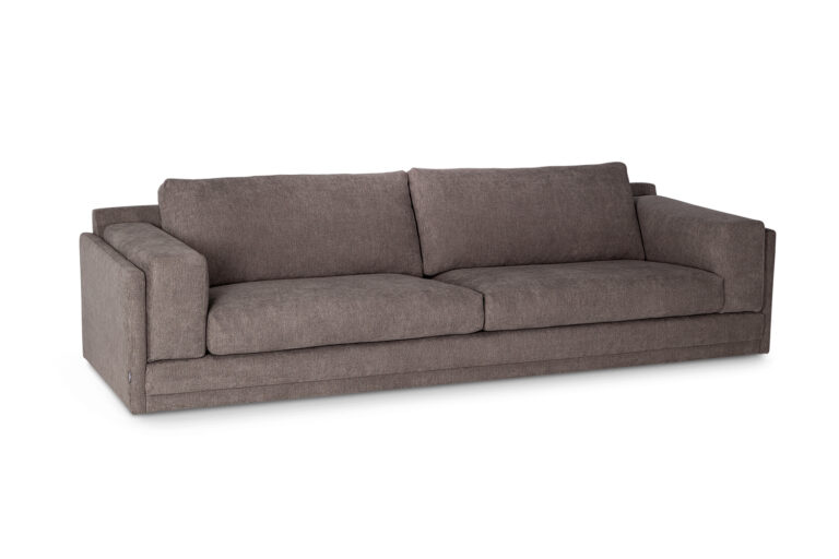 In picture: Ellie3 LC. Fabric: Mellow 5504.