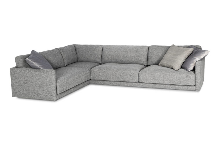 In picture: Discovery 2C3. Fabric: Fast125.