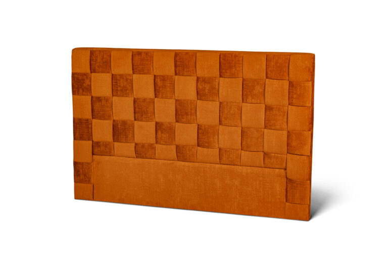 In picture: Headboard Chess Chameleon 301
