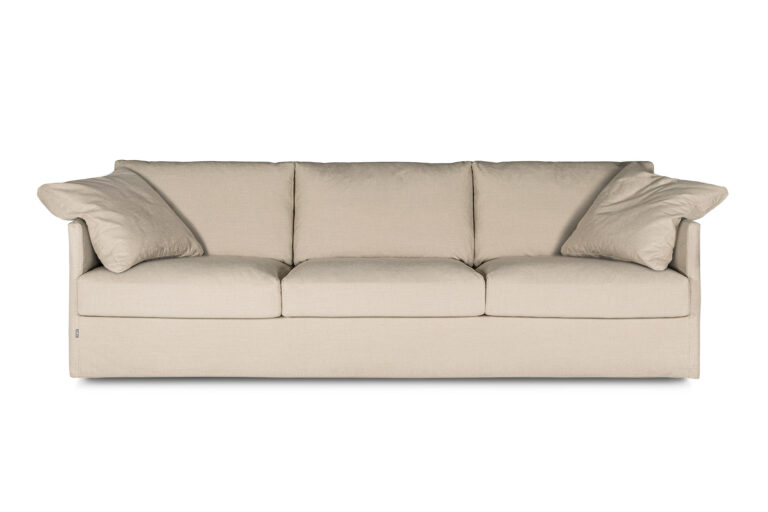 In picture: Soho 4. Fabric: Smart 327.
