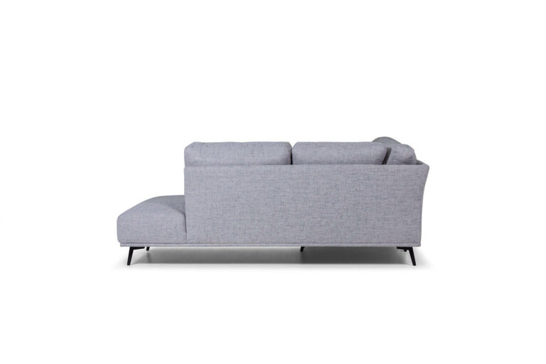 In picture: Brooklyn Open End. Fabric: Eleni 610. Leg: 122, matteblack.