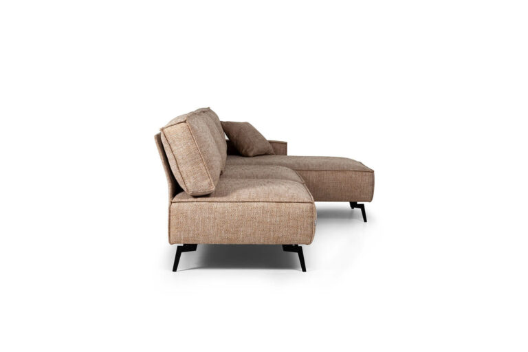In picture: Invito 11DIVA. Fabric: Uralis 2085. Leg: 122, matteblack.
