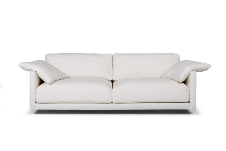 In picture: Discovery 3 LC. Fabric: Bronco 5208.