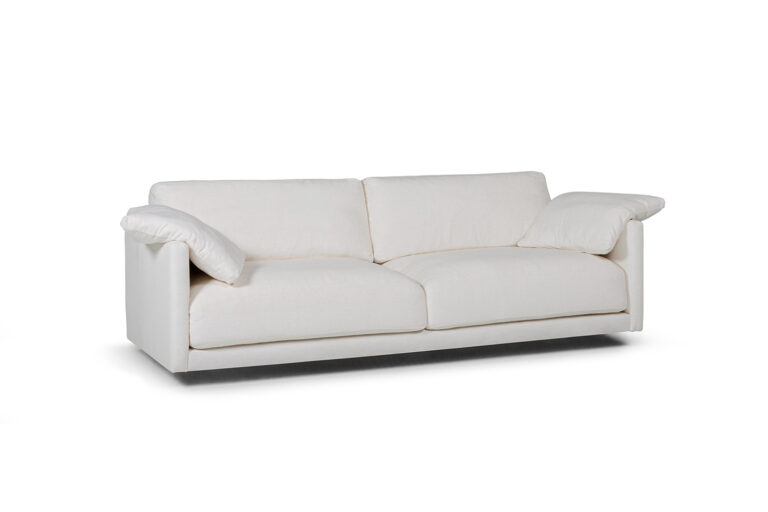 In picture: Discovery 3 LC. Fabric: Bronco 5208.