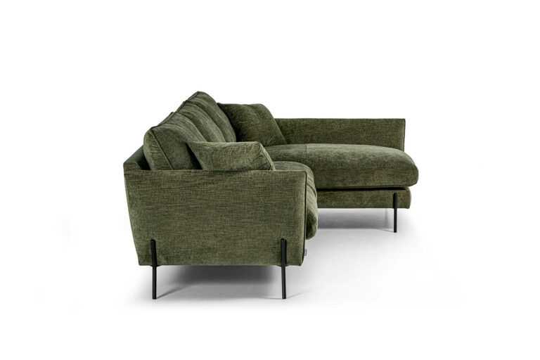 In picture: Nube 3 DIV Right. Fabric: Diego 6012. Leg: Nube leg, matte black.