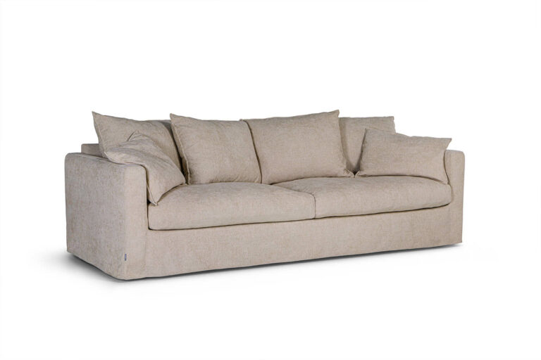 In picture: Sandy 3 LC. Fabric: Next 105.