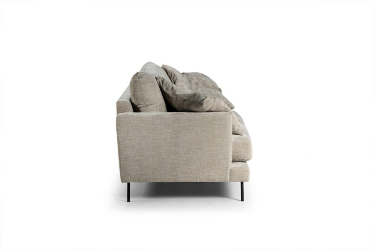 In picture: Boom 3 LC. Fabric: Diego 6001. Leg: 127, matte black.