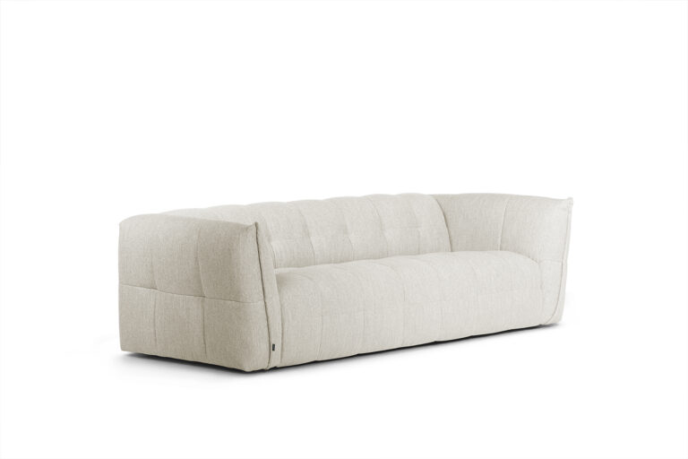 In picture: Moby 3. Fabric: Chrush 2100.