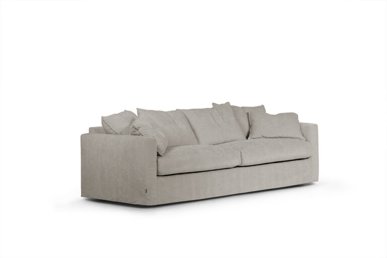 In picture: Sandy 3 LC. Fabric: Diego 6000.