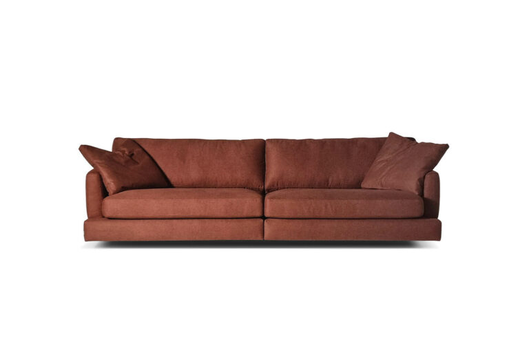 In picture: Trinity 4. Fabric: Ness 1906.