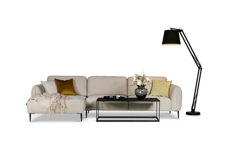 In picture: Boheme 4 DIV Left. Fabric: Nuevo 4680. Leg: 15, metal, matte black.