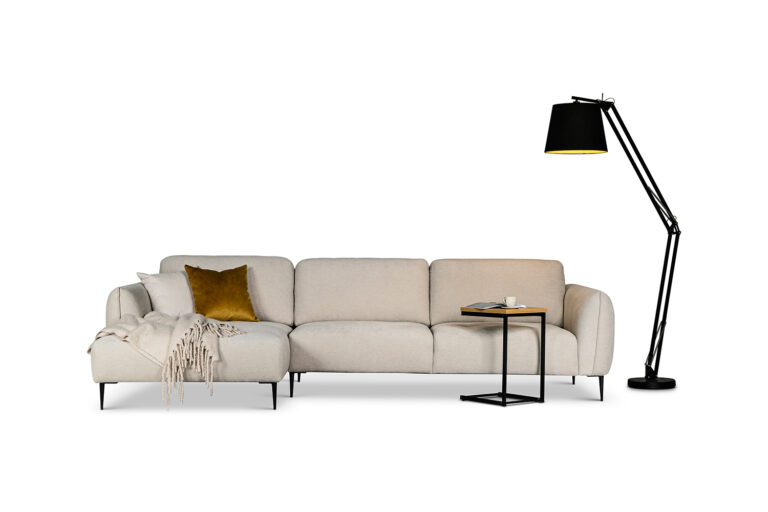 In picture: Boheme 4 DIV Left. Fabric: Nuevo 4680. Leg: 15, metal, matte black.