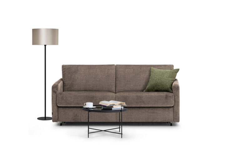 In picture: Aida 2. Fabric: Naomi805.