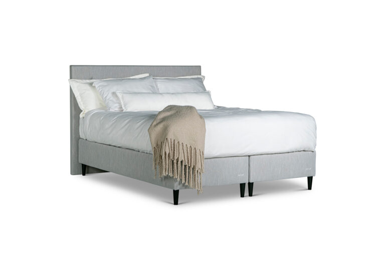 In picture: Continental Airisto 160x200cm. Headboard: Nova. Leg: 121, black.