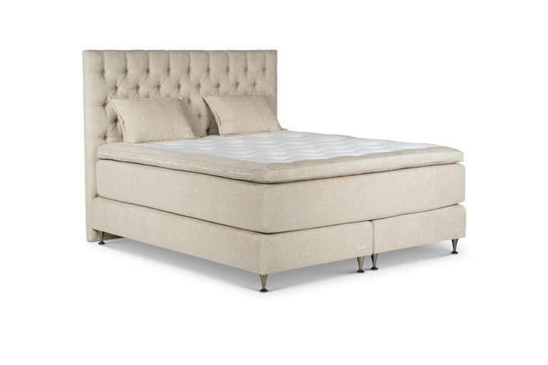 In picture: Continental C20 bed180x200cm. Top mattress: Heaven. Headboard: Windsor. Fabric: Next105. Leg:124.