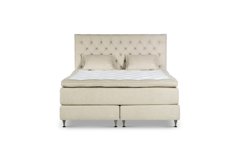 In picture: Continental C30 bed180x200cm. Top mattress: Heaven. Headboard: Windsor. Fabric: Next105. Leg:124.