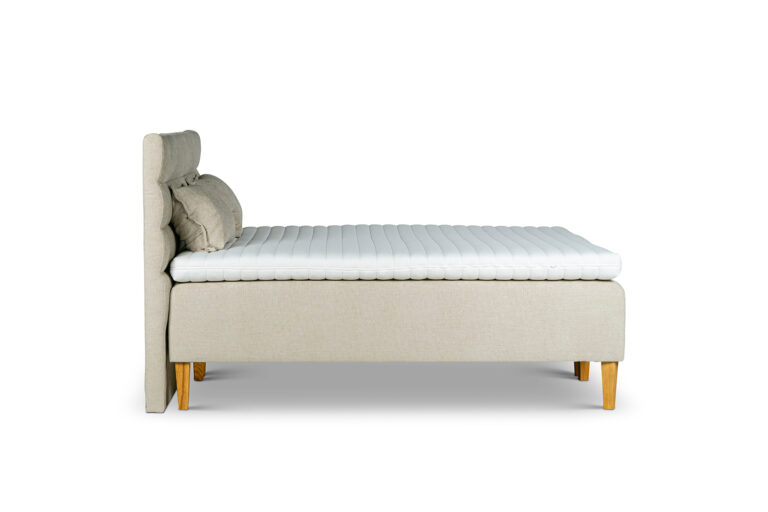 In picture: Single S10 bed 2x90x200cm. Topmattress: SuperMega. Headboard: Relax. Fabric: Next 105. Leg: 3.