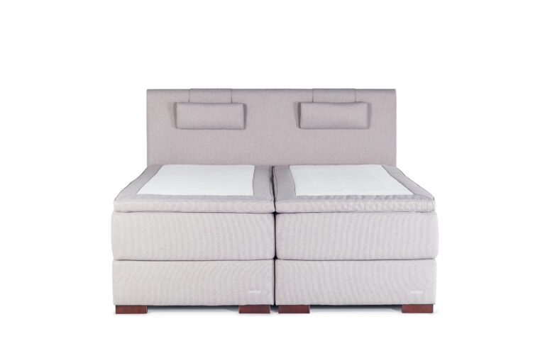 In picture: Adjustable Diamond 180x200 cm. Headboard: Condor. Topmattress: Latex.
