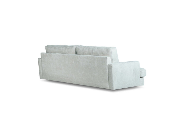 In picture: Avec 4 LC. Fabric: Sense 4001.
